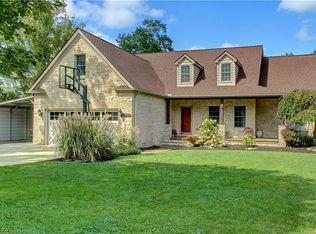 33900 Detroit Rd, Avon, OH 44011