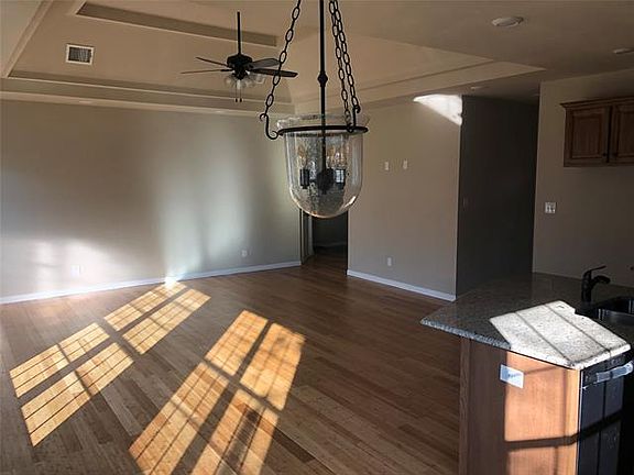 4th image of 308 Haralson Ln
