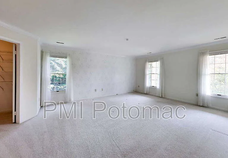 14672 Brougham Way — Photo 33