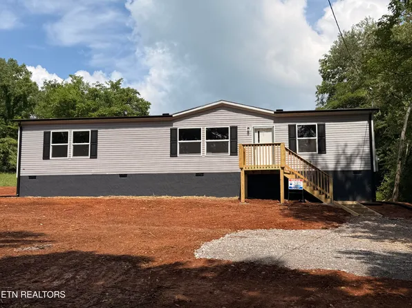 175 McCormick Ln, Harriman, TN 37748