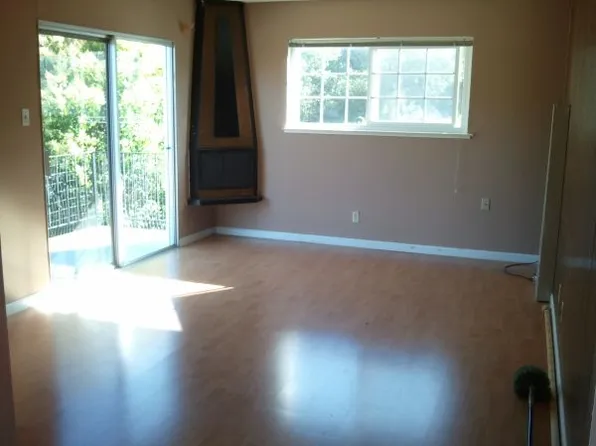 516 Richmond Dr, Millbrae, CA 94030