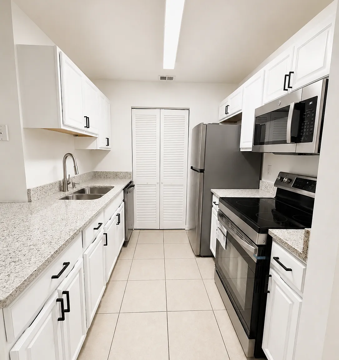 2 bed, 960 sqft, $1,650 — Photo 3