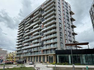 2 David Eyer Rd #930, Richmond Hill, ON L4S 0N6