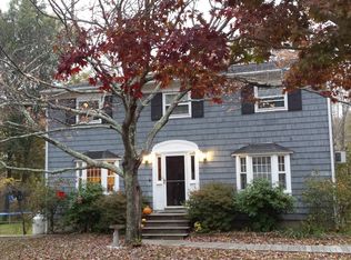 35 Sterling Dr, New Milford, CT 06776