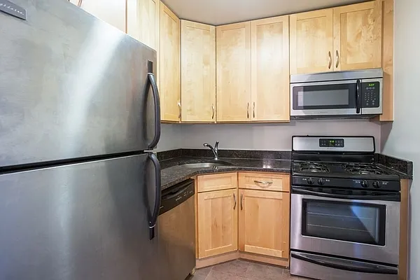 Rented by B & L Management | media 21