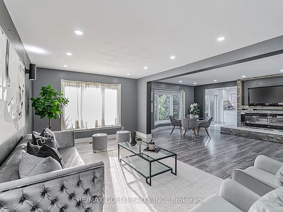 2nd image of 21 Nottingham Cres