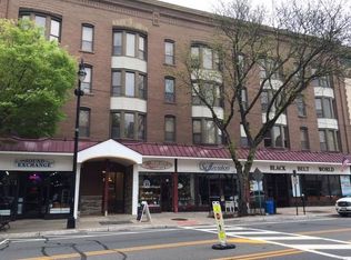 7 W Main St, Somerville, NJ 08876