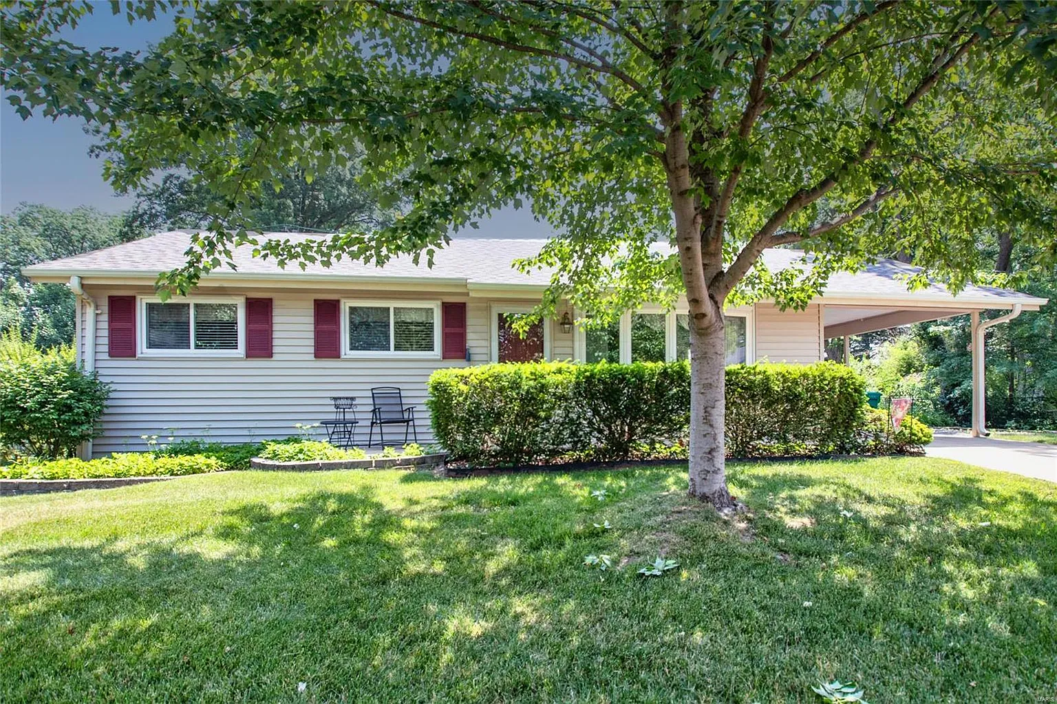 1438 Homecrest Dr photo 1