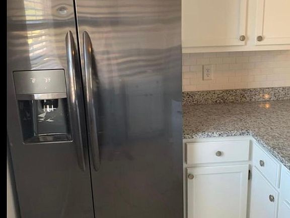4th image of 2510 1/2 S Norfolk Ave #1/2