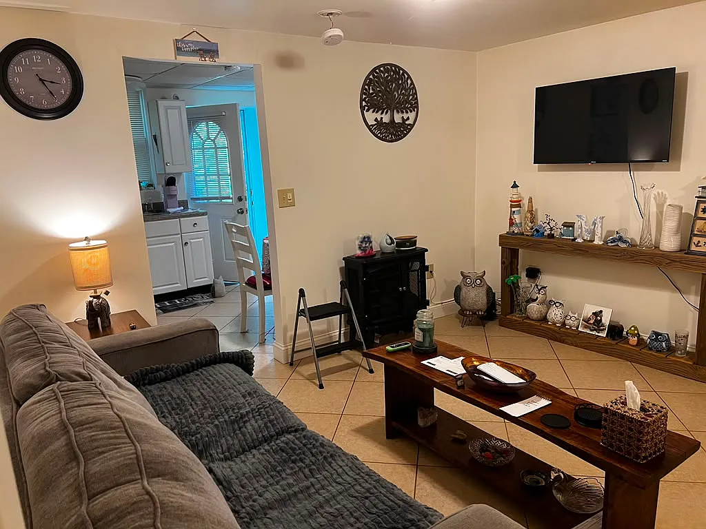 1 bed, $1,400 — Photo 1