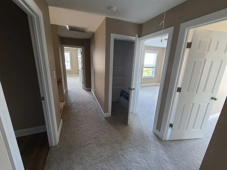 201 Tucker House Ln — Photo 11