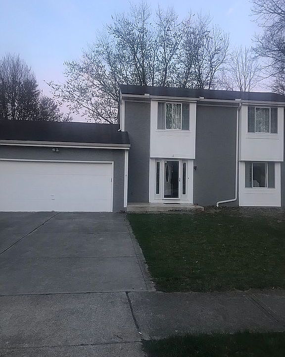 1st image of 225 Parkwood Ave