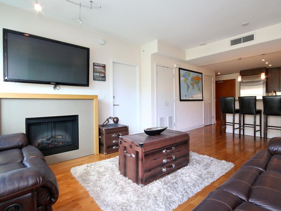 1st image of 325 7th Ave #409.5