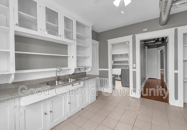 81 Saranac Ave #UPPER — Photo 15