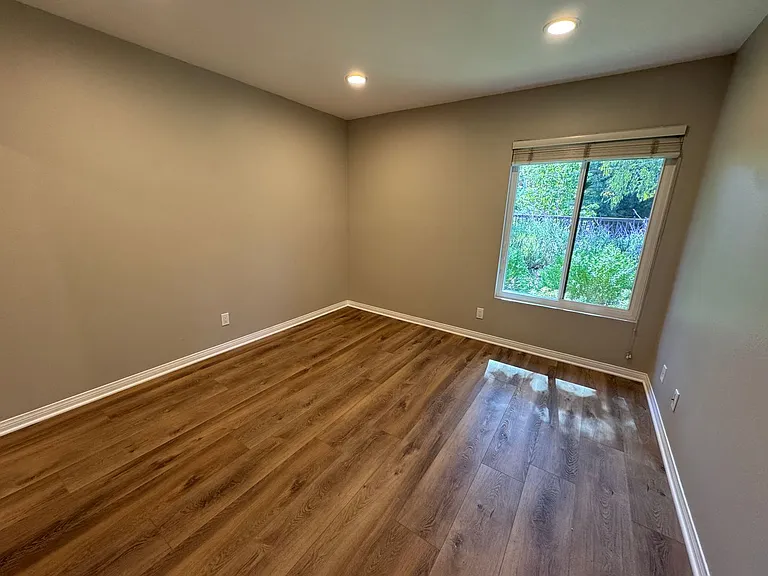 99 Castillian Ave — Photo 14