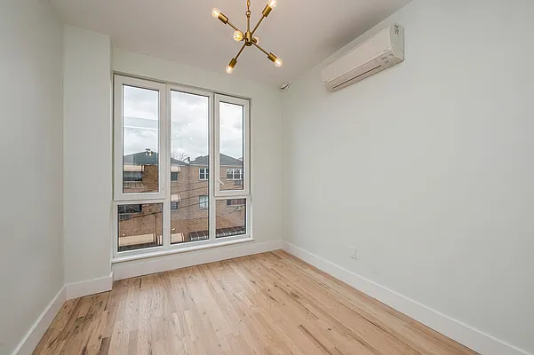Rented by Voro, LLC | media 2
