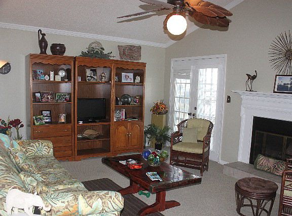 Living room 2