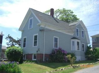 11 Clarendon St, Gloucester, MA 01930