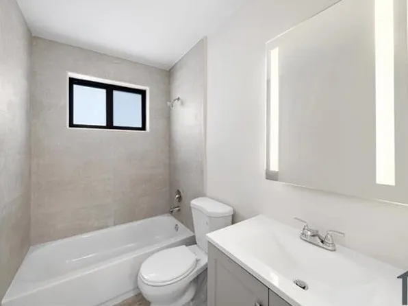 1330 W 29th St, Hialeah, FL 33012