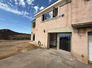 1555 Vista De Montemar #C, El Cajon, CA 92021