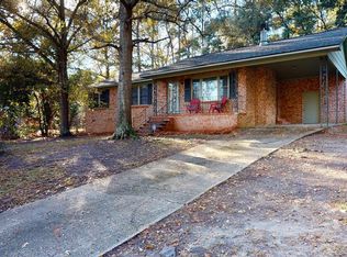 2410 Hummingbird Rd, Dalzell, SC 29040