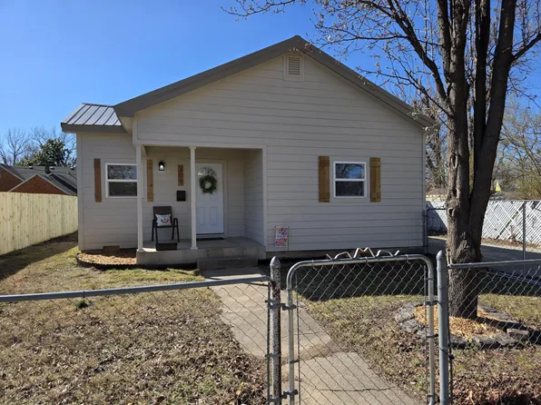 309 C St NW, Miami, OK 74354