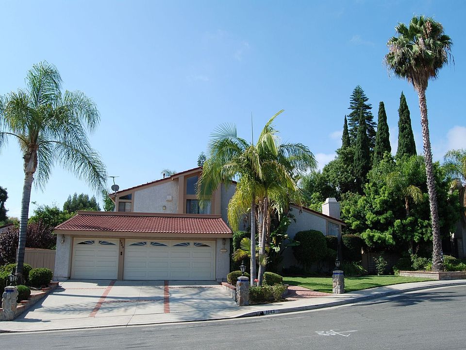 Front of the House on a Cul De Sac
