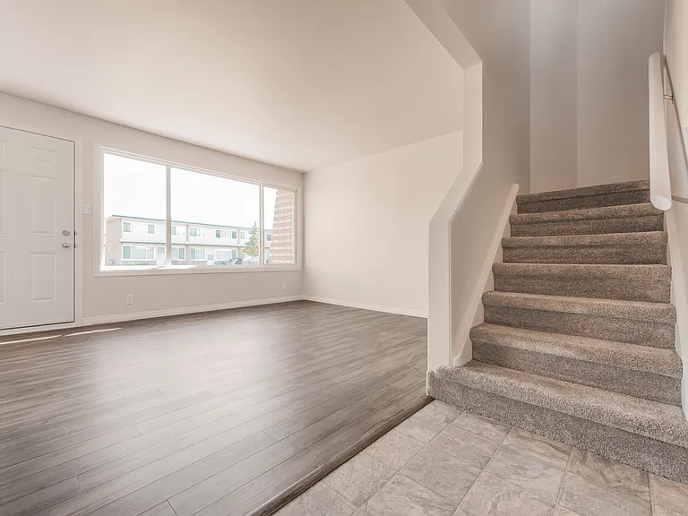 10211 Princess Elizabeth Ave NW — Photo 27