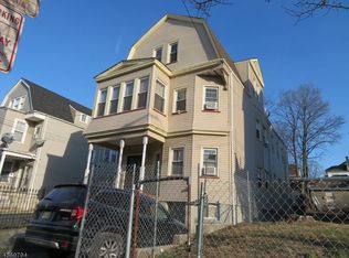 932 Grove St, Irvington, NJ 07111