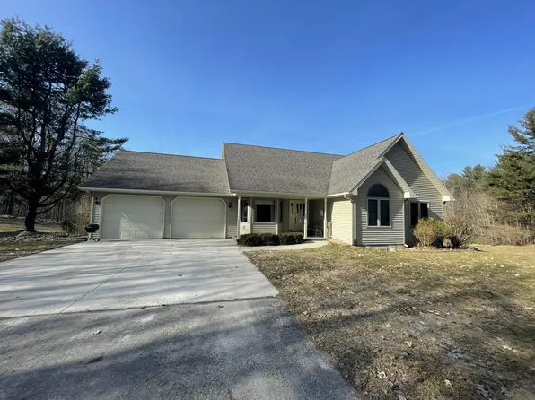 5374 S Vandecar Rd, Mount Pleasant, MI 48858