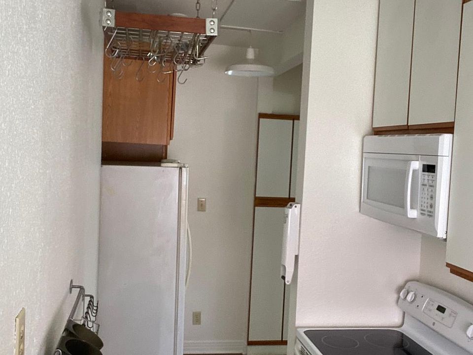 1st image of 308 Elm Ave #308