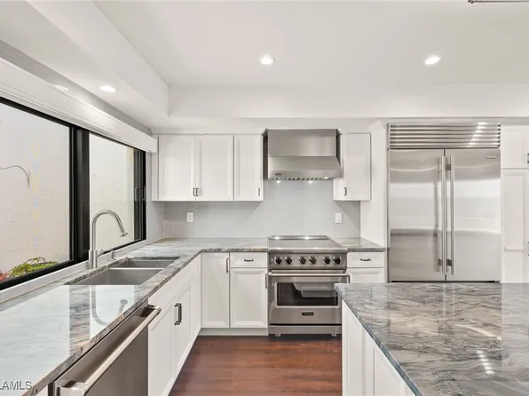 5018 Harbortown Ln, Fort Myers, FL 33919