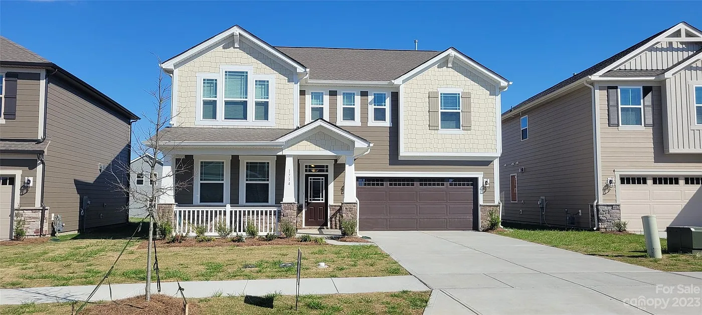 4 bed, 2801 sqft, $2,750 — Photo 1