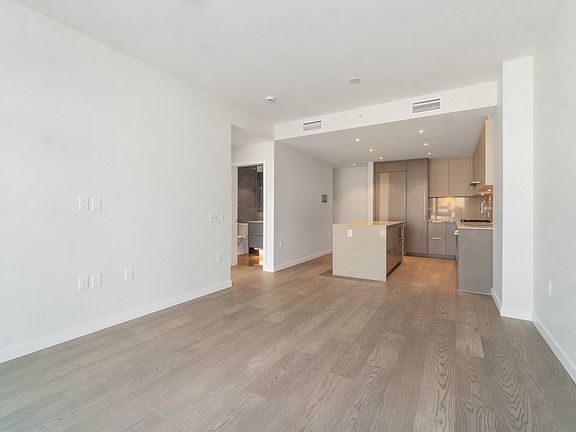 2nd image of 128 W 15th St #D260