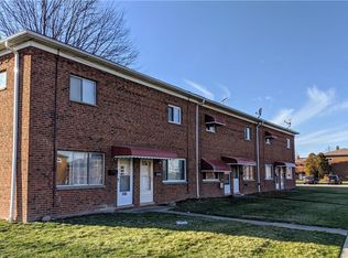 1592 Ridgewick Dr, Wickliffe, OH 44092