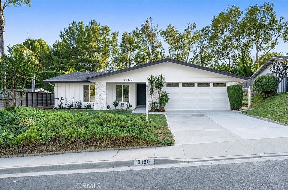 1st image of 2160 Abajo Dr