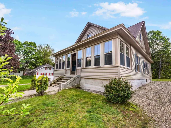 11 School Street, Salem, NH 03079