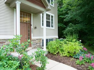 3464 Rivers Edge Dr #10, Saint Joseph, MI 49085