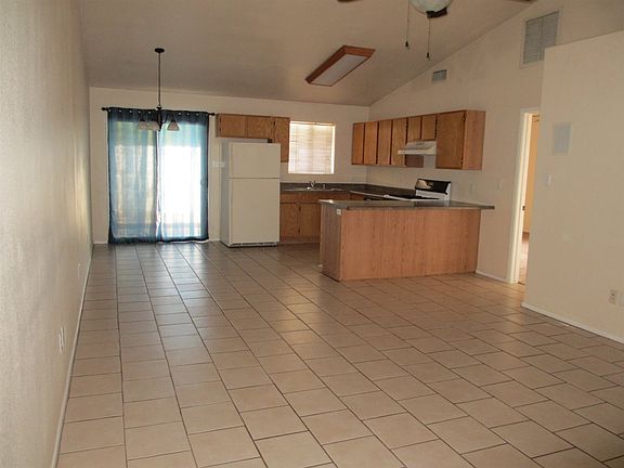 2nd image of 2776 S Avenue 2 1/2 E APT 96