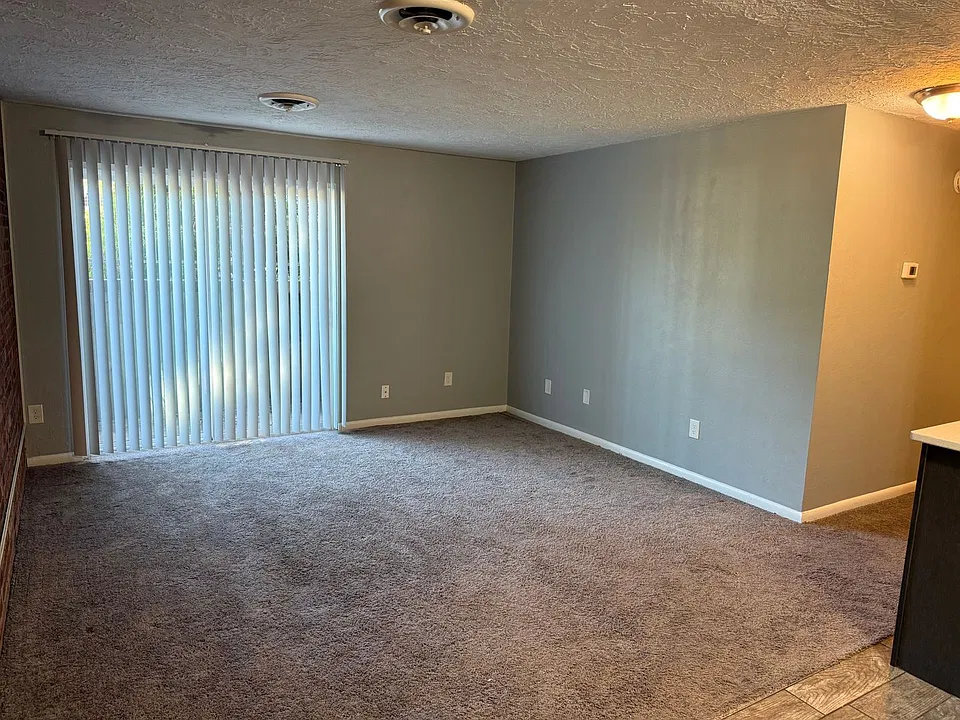 2866 Madison