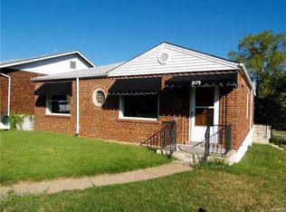3179 Watson Rd, Saint Louis, MO 63139