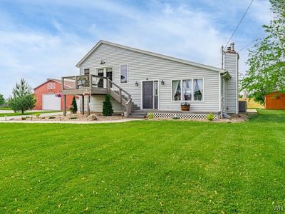 9112 Lakeshore Dr, Barker, NY, 14012