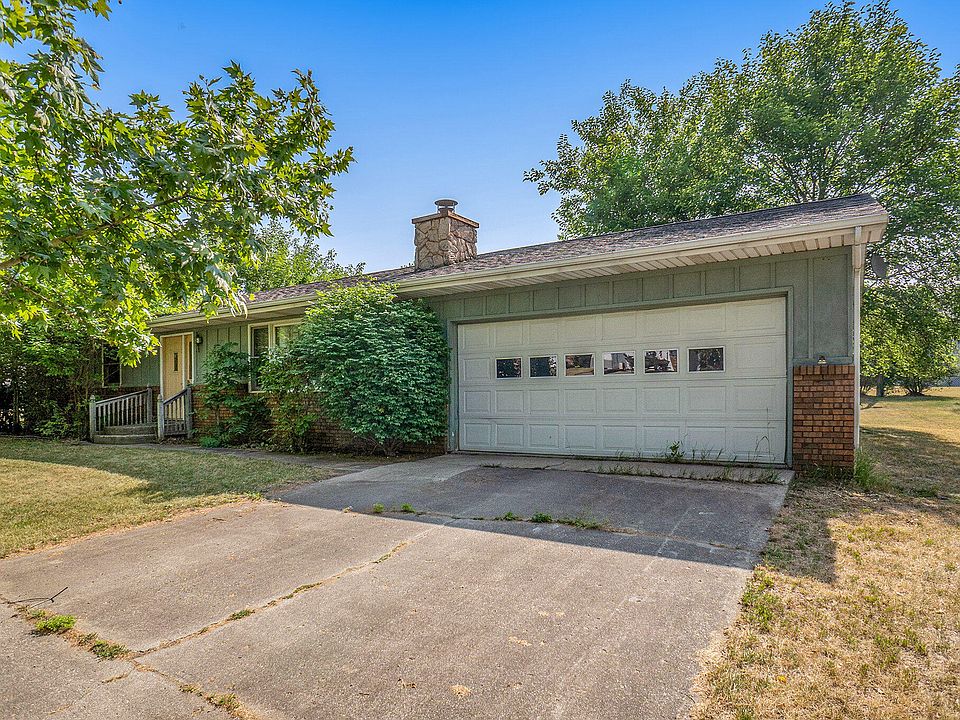 1st image of 729 Friar Tuck Dr
