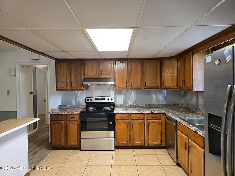12334 Fernwood Cv — Photo 10