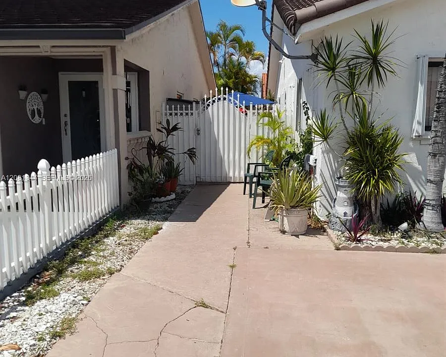 10329 NW 128th Ter #1