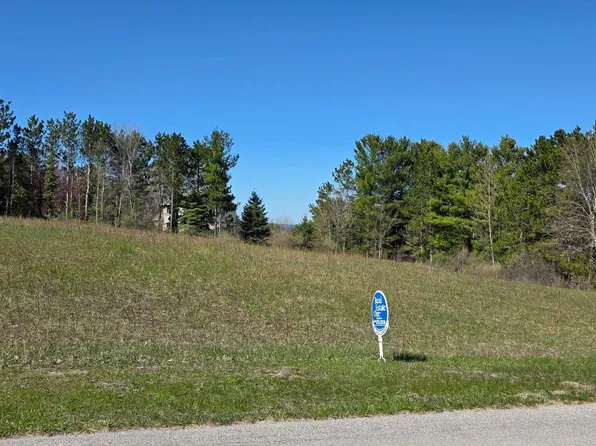 LOT 10 E Spinnaker Ln, Suttons Bay, MI 49682