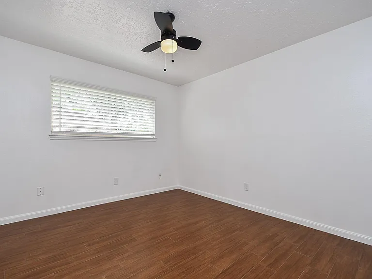 7714 Eichler Dr — Photo 20