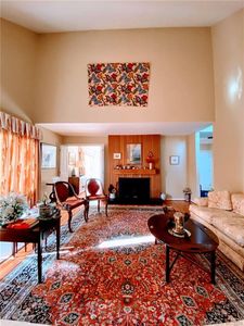 101 W Lyon Farm Dr UNIT 101, Greenwich, CT, 06831