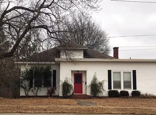 402 W Main St, Atkins, AR 72823