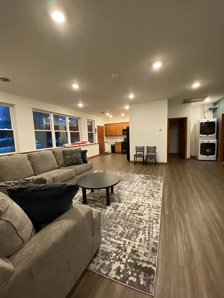 941 West 3rd Street - Unit 1 - 1 — Photo 1